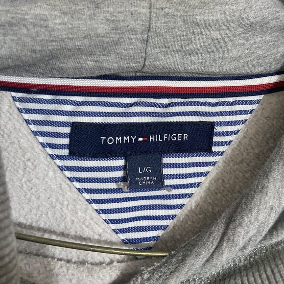 Tommy Hilfiger 'All-over'  Essential Logo Hoodie - Picture 4 of 4